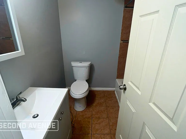 7555 S Prairie Ave — Photo 10
