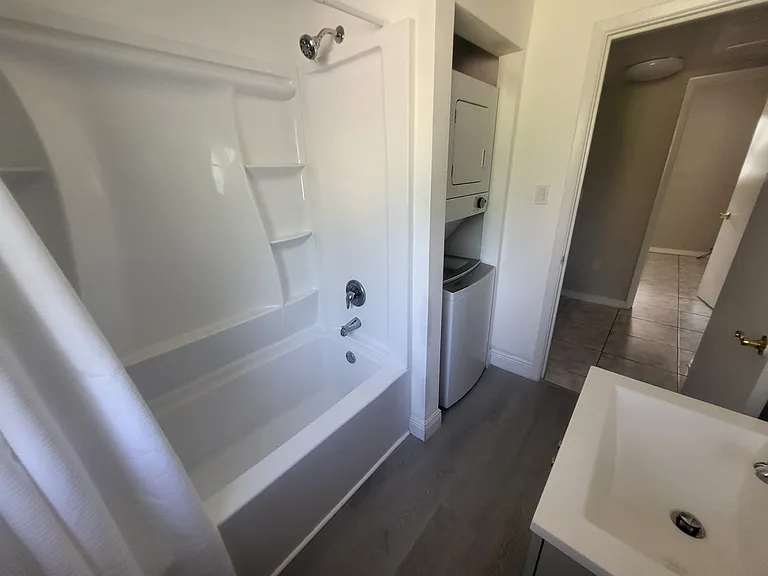 8912 Oren Ave — Photo 6