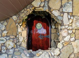 8470 W Cedar Wapsi Rd, Cedar Falls, IA 50613