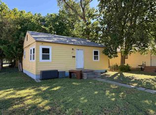 217 W 5th St, Hays, KS 67601