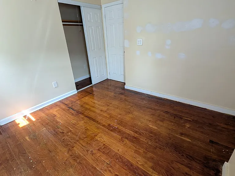18 Townsend Ave #18 — Photo 10