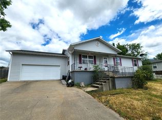 213 Champion Hills Dr, Berryville, AR 72616