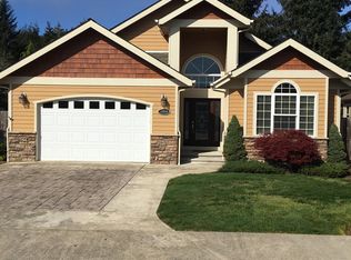 1054 Seagate Ave, Coos Bay, OR 97420