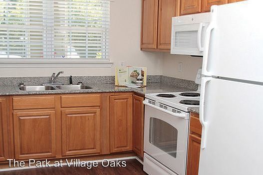 2nd image of 118 Parsley Ln APT 304