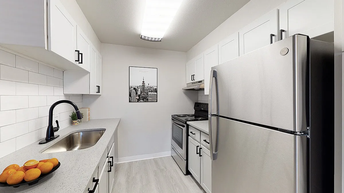 Reserve at Oak Park — Photo 2