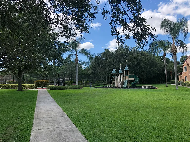 181 SW Palm Dr #203 — Photo 21