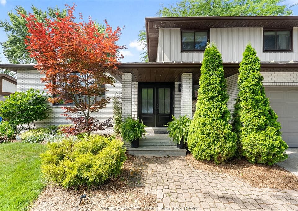 1st image of 147 Hyde Park Rd