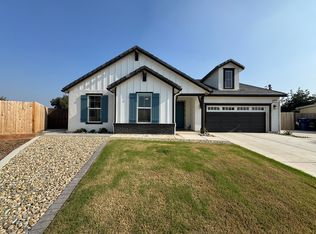 176 N Ocean Ct, Tulare, CA