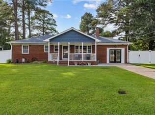 832 Colony Manor Rd, Chesapeake, VA 23321