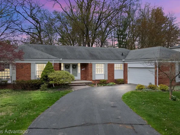 16863 Shrewsbury St, Livonia, MI 48154