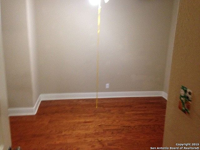 2nd image of 2610 Seal Pointe
