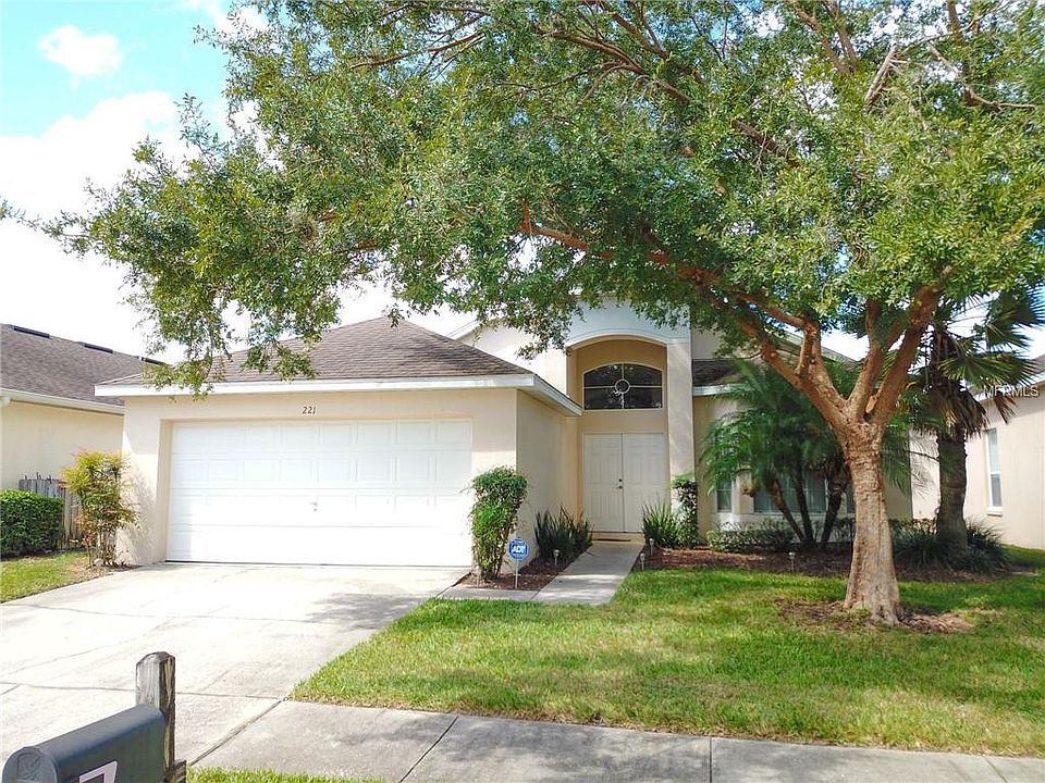 1st image of 221 Lockbreeze Dr