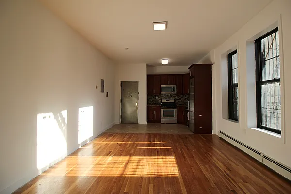 Rented by Hagstrom Management Inc | media 7
