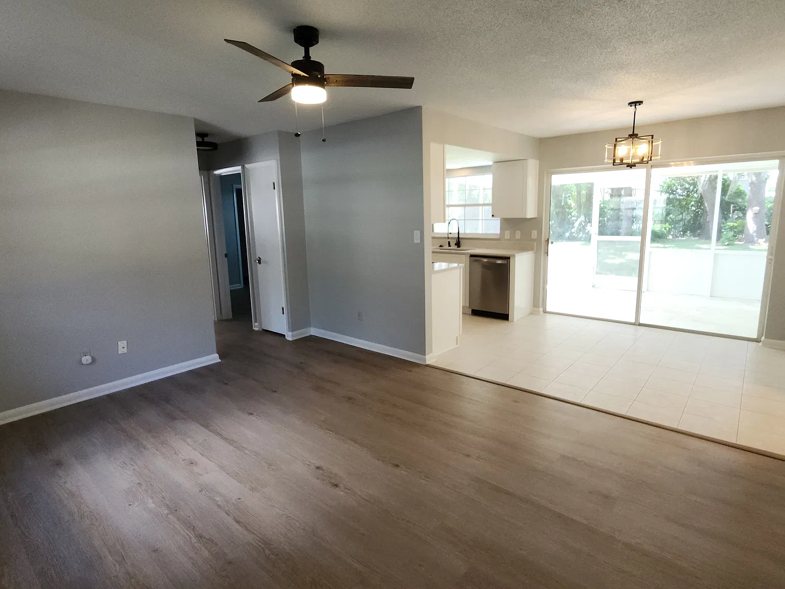 3 bed, 1200 sqft, $2,200 — Photo 2