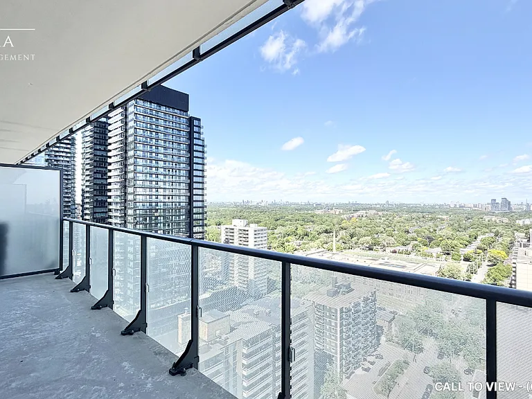 185 Roehampton Ave #2105 — Photo 8