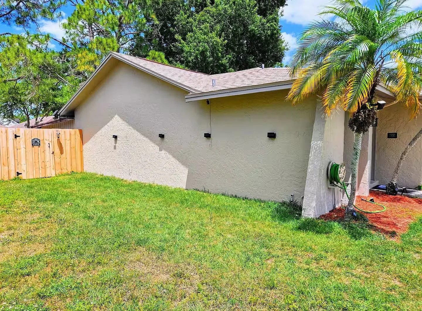2 bed, 3922 sqft, $2,500 — Photo 3