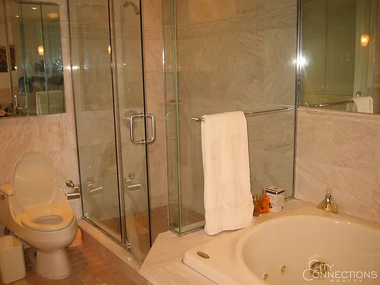 Rented by City Connections Realty | media 39