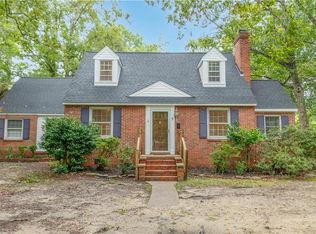 5 White Oak Dr, Newport News, VA 23601