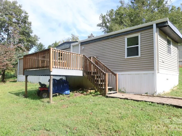 5 Miramar Dr, Asheville, NC 28806