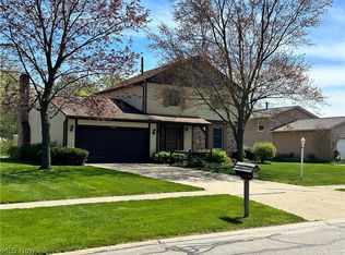 34381 Fortune Ct, North Ridgeville, OH 44039