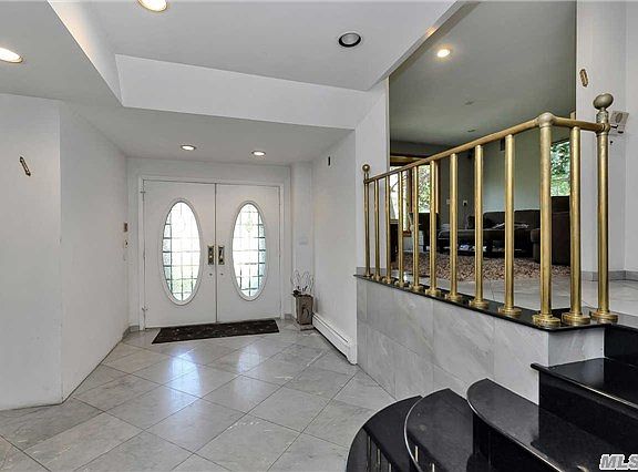 4th image of 86-82 Palermo Street