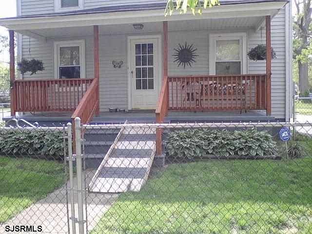 2nd image of 222 S 2nd St
