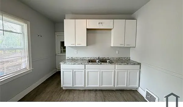 5529 Nottingham Rd #UPPER — Photo 11
