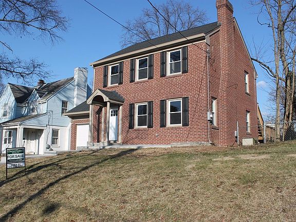 2nd image of 6724 Siebern Ave