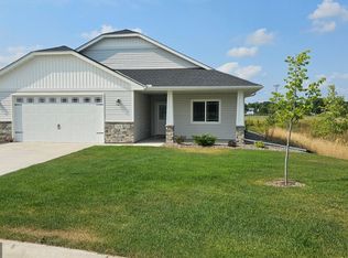 3136 Zuni Way NW, Anoka, MN 55303