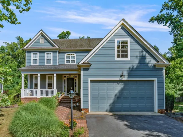 1999 Ridgetop Dr, Charlottesville, VA 22903