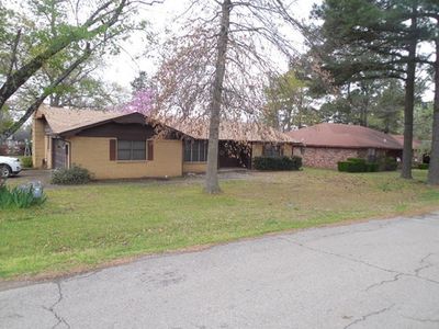 708 NE 3rd St, Antlers, OK, 74523
