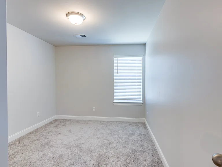 725 Prairie View Dr #1 — Photo 20