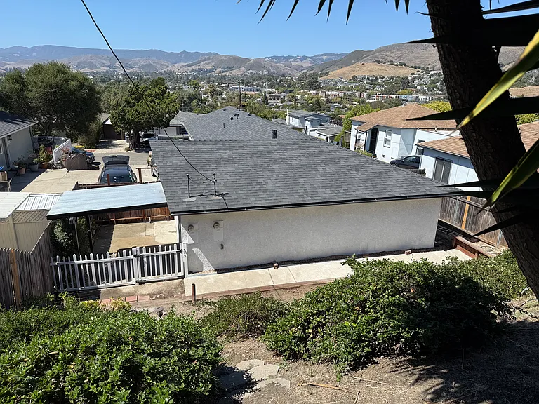 419 Lawrence Dr #B — Photo 6