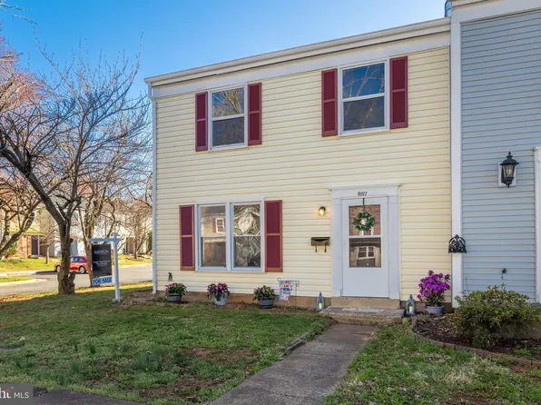 8977 Miles Pl, Manassas, VA 20110