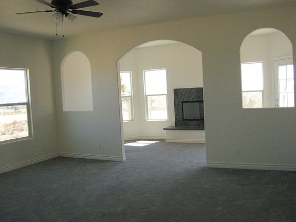 Master Room w/ Retreat