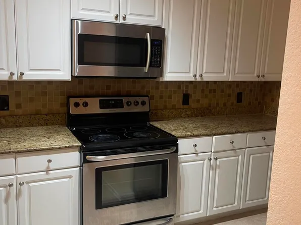 8539 GATE Parkway #122, Jacksonville, FL 32216