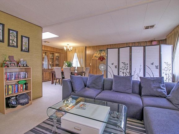 3rd image of 181 Mountain Springs Dr #181