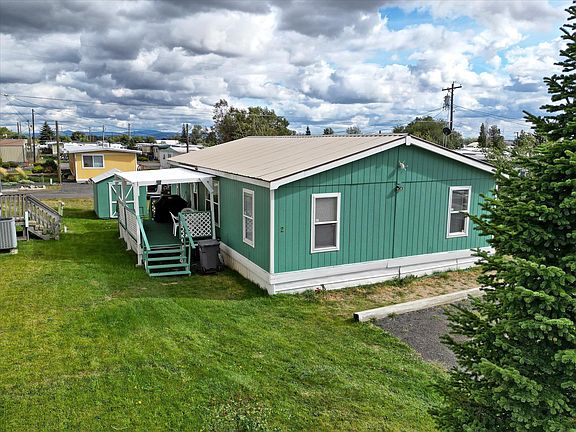 2nd image of 1701 S Lawson St #2