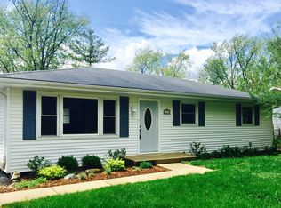 6116 Pershing Ave, Downers Grove, IL 60516