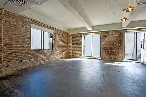 Rented by Brick&Mortar | media 47