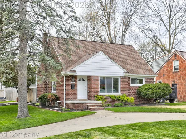 2103 N Main St, Royal Oak, MI 48073