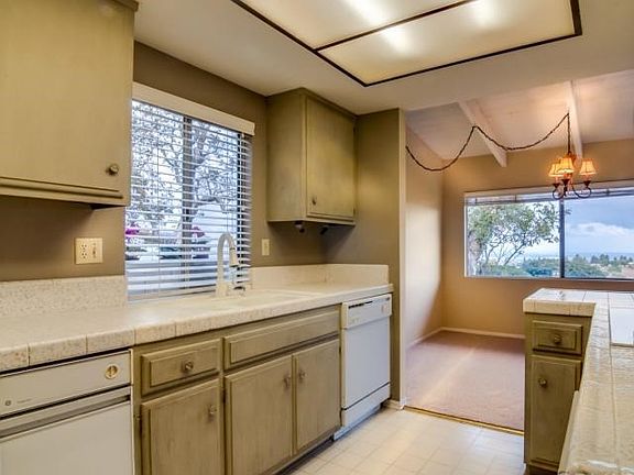 4th image of 47 Cypress Way