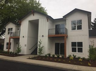 207 SW 3rd Ave, Canby, OR 97013