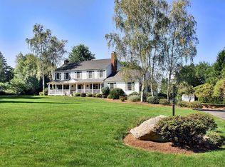 1 Hedgerow Cmn, Weston, CT 06883