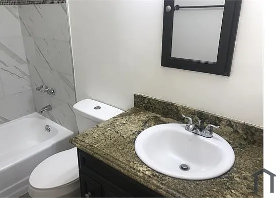 1615 S Dunsmuir Ave #1 — Photo 13