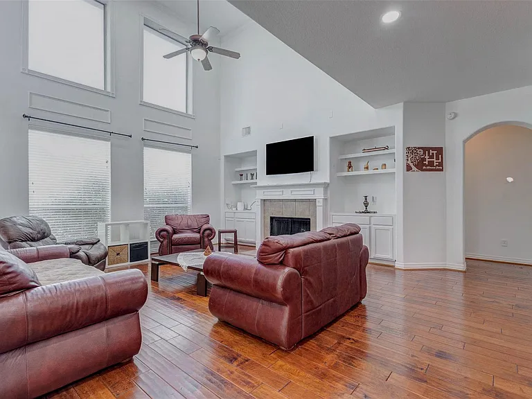 26511 Crescent Cove Ln — Photo 12