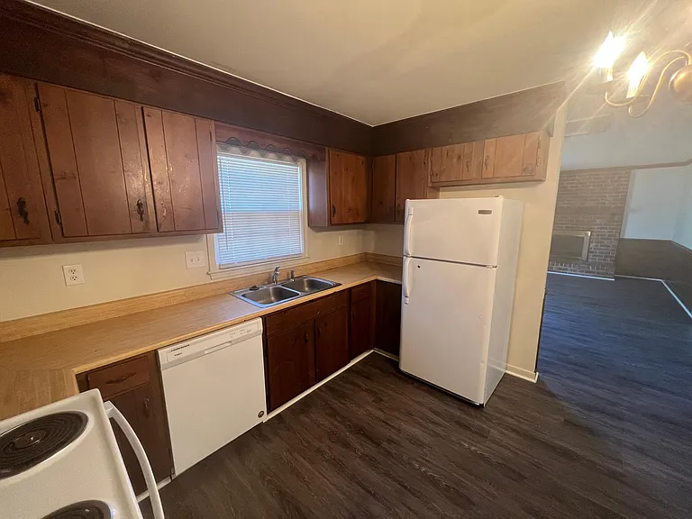 4815 Junilla Ln — Photo 10