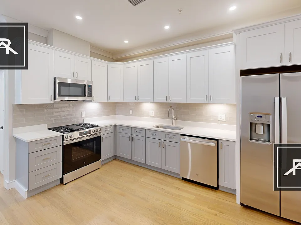 232 Tremont St #3