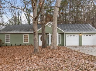 1028 Braddock Cir, Woodstock, GA 30189