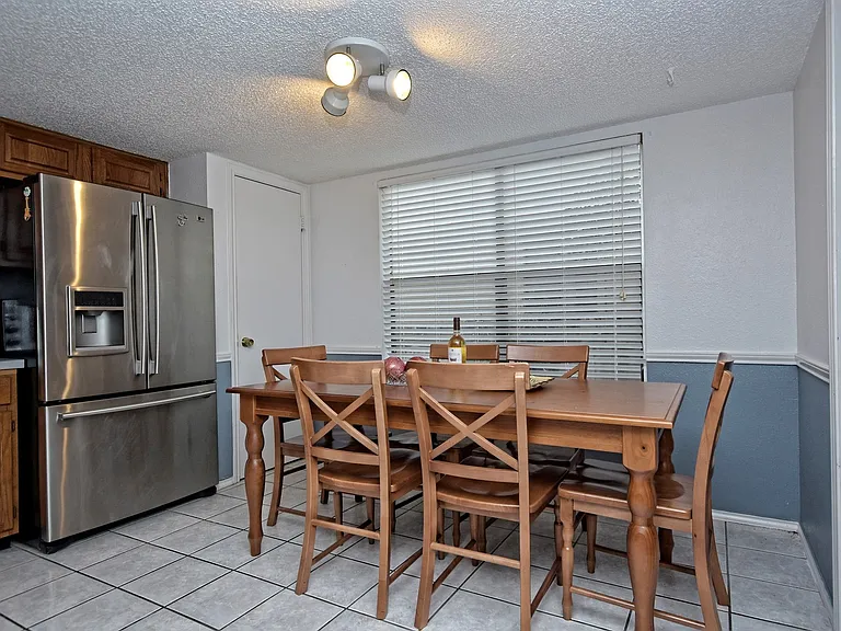7801 Palacios Dr — Photo 12